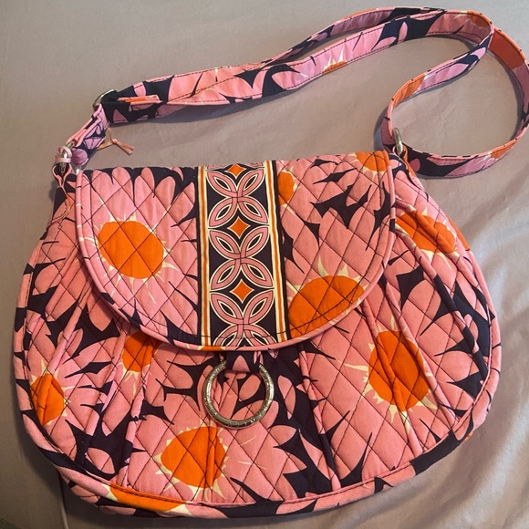 Vera Bradley Handbags - Beautiful Vera Bag